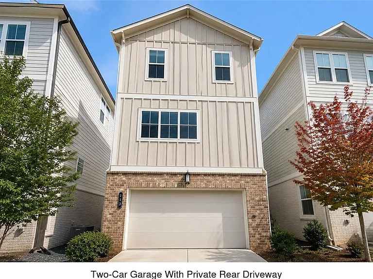113 Pinecone Pkwy — Photo 2