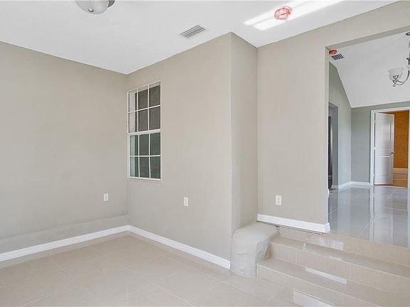 3rd image of 1342 W 10th St