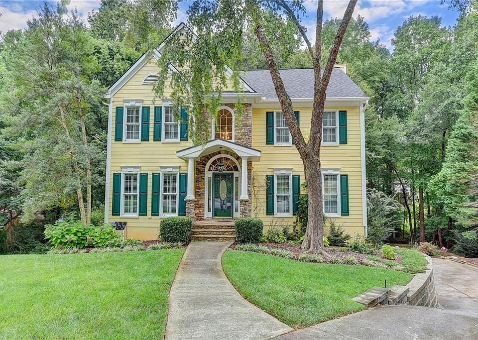1st image of 2490 Woodbrook Ct