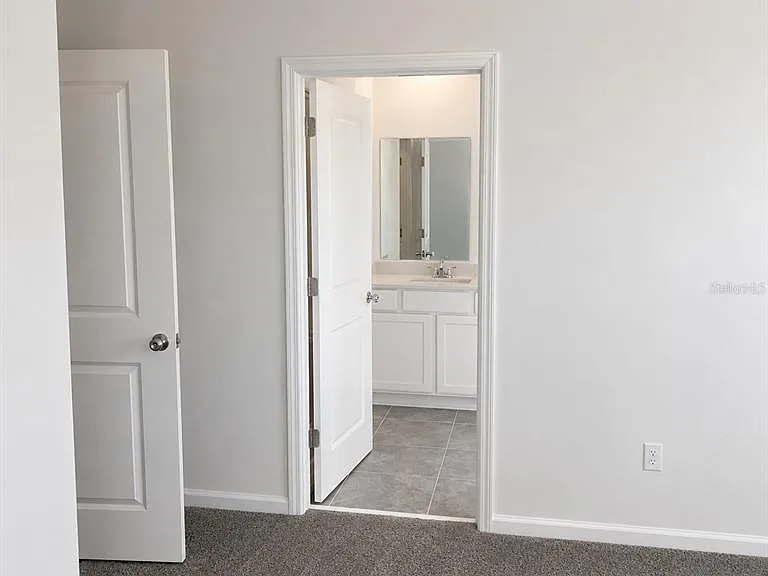 2528 Skyline Loop — Photo 11