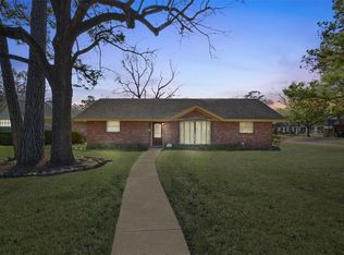 2323 W T C Jester Blvd, Houston, TX 77008