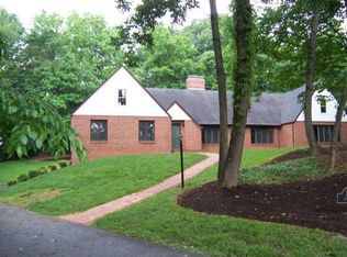 1529 Putter Ln, Christiansburg, VA 24073