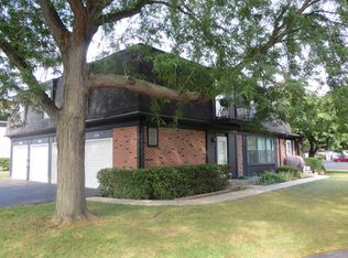 1420 Inverrary Ln, Deerfield, IL 60015