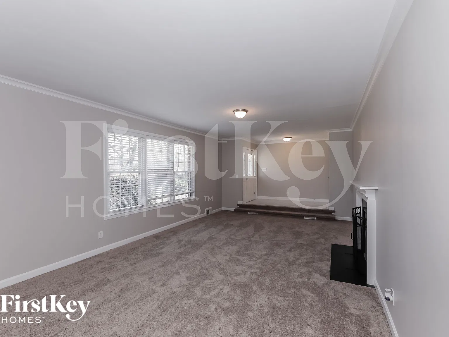 3 bed, 3.0 bath, 1787 sqft, $2,400 — Photo 2