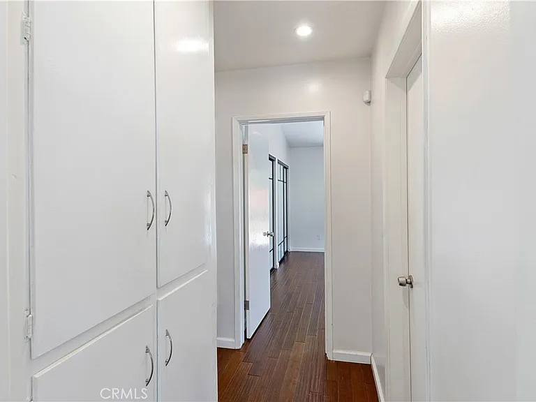 22951 Austin St — Photo 37