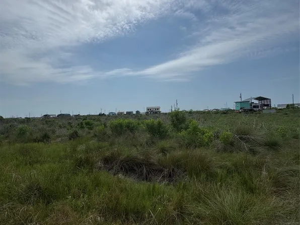 390 Titanic St, Bay City, TX 77414