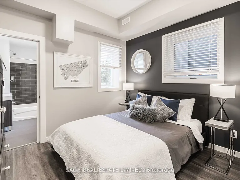 247 Lisgar St — Photo 7
