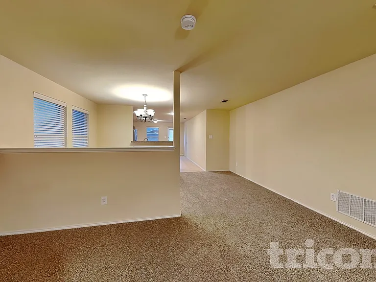 1248 Collett St — Photo 2