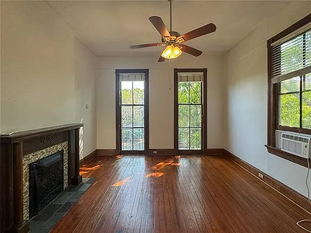 4427 Laurel St #1/2 — Photo 4