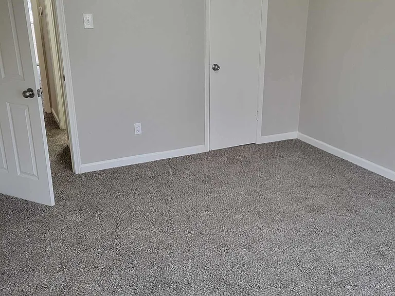 240 Ezekial Ave — Photo 9