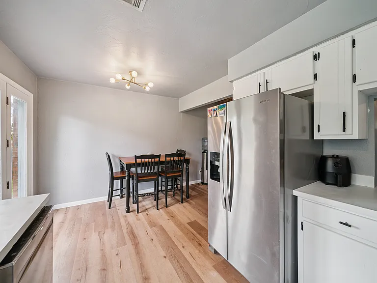 1615 N Briarwood St — Photo 6