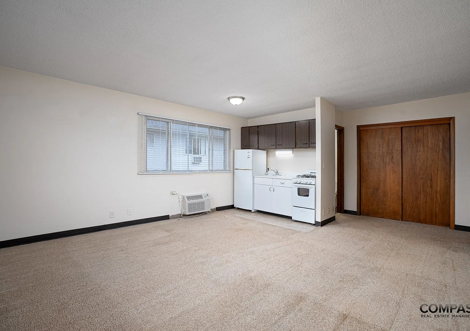 1215 S Dewey St Apartments — Photo 3