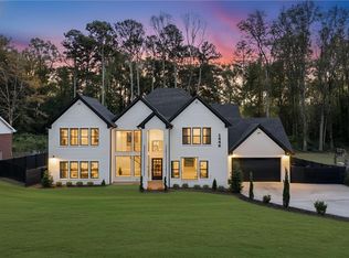 2446 Williams Down Cir, Snellville, GA