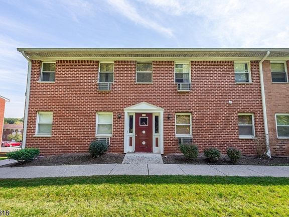 2nd image of 100 Pierson Miller Dr D12 BLDG D #12