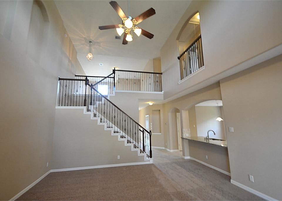 1st image of 6203 Lakewood Ct