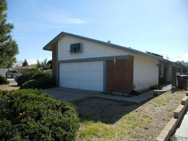 2nd image of 26961 Pinckney Way