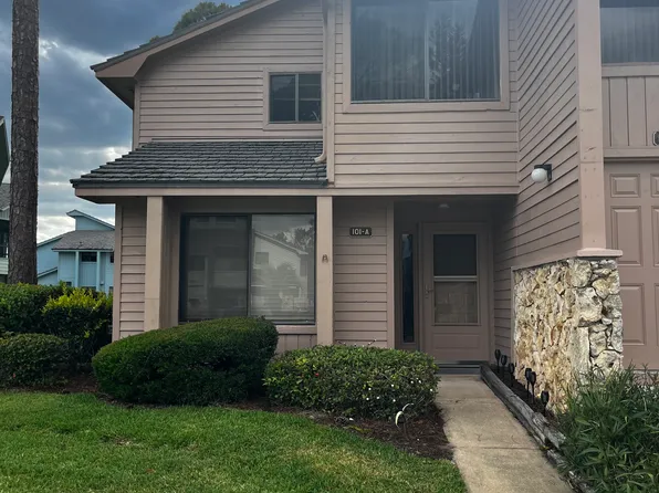 101 Blue Heron Dr, Daytona Beach, FL