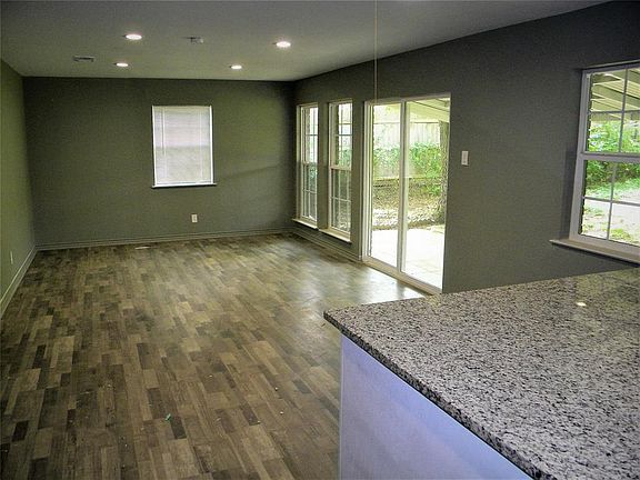 4th image of 5404 Wales Ave