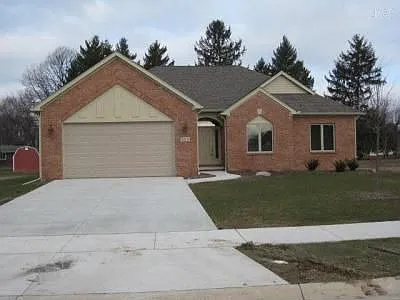 153 Central Park Blvd photo 1