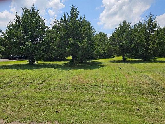 3rd image of 140-150 Choctaw Ln