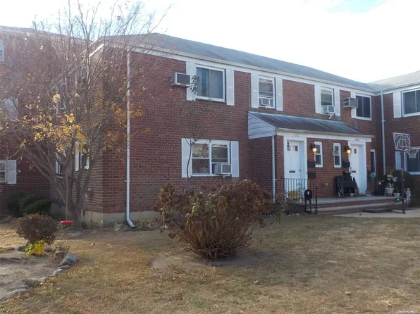 75-38 255th Street #B-1, Glen Oaks, NY 11004