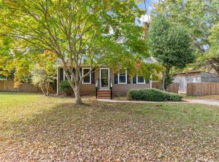 9136 Purfoy Rd, Fuquay Varina, NC 27526