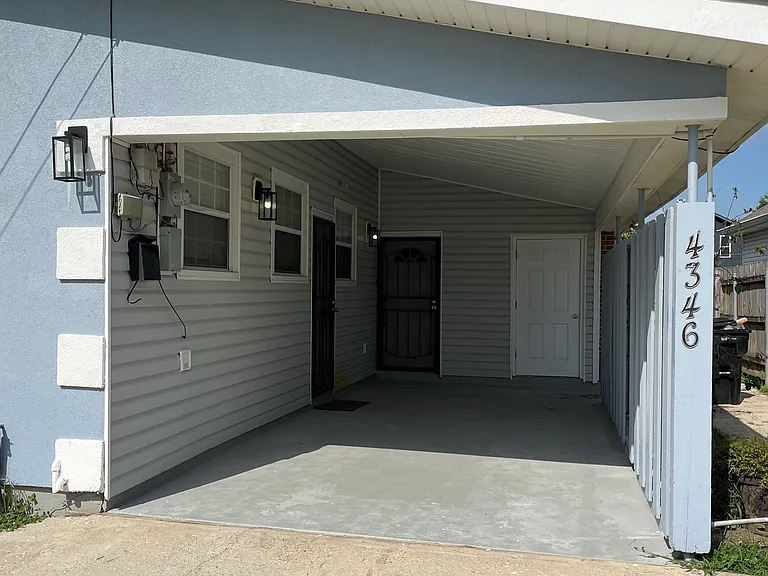 4346 Wellington Ave — Photo 2