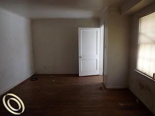 5th image of 14000 Fairmount Dr