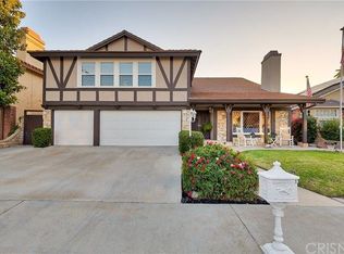 28033 Charles Dr, Santa Clarita, CA 91350