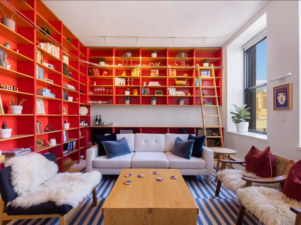 250 Mercer Street image 1 of 8