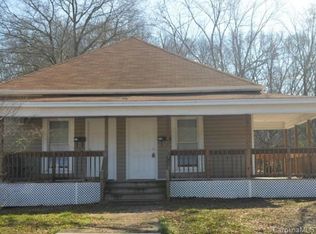 619 Pinoca St, Charlotte, NC 28208