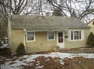 49 Benjamin Ave, Middletown, NY 10940