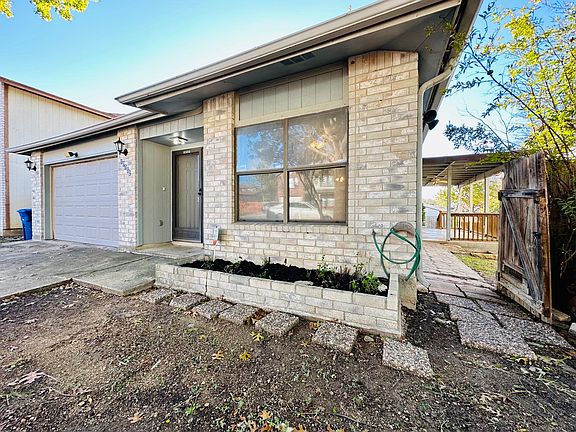 2nd image of 12722 Maple Park Dr