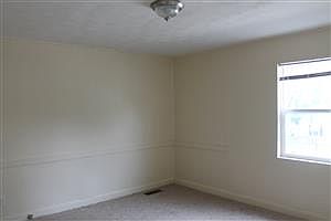 3rd image of 3145 E 6th Ave