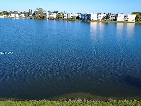 2nd image of 1551 NE Miami Gardens Dr APT 216