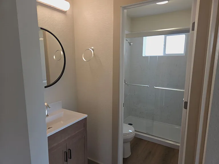 1805 Saint James Pl — Photo 21