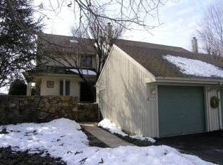 1655 Hunters Ct, Yardley, PA 19067