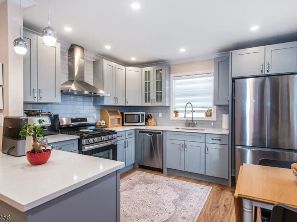57 Marsellus Pl Floor 2, Garfield, NJ 07026