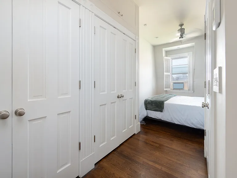281 Beacon St #18 — Photo 16