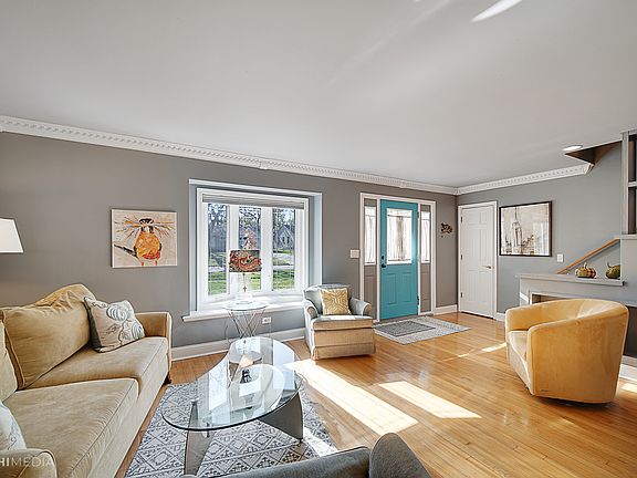 5th image of 1611 E Willow Ave