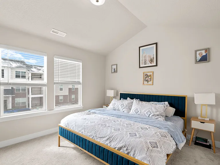 3928 W Hardman Way #4 — Photo 9
