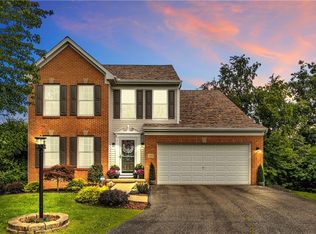 148 Cherrywood Dr, New Kensington, PA 15068