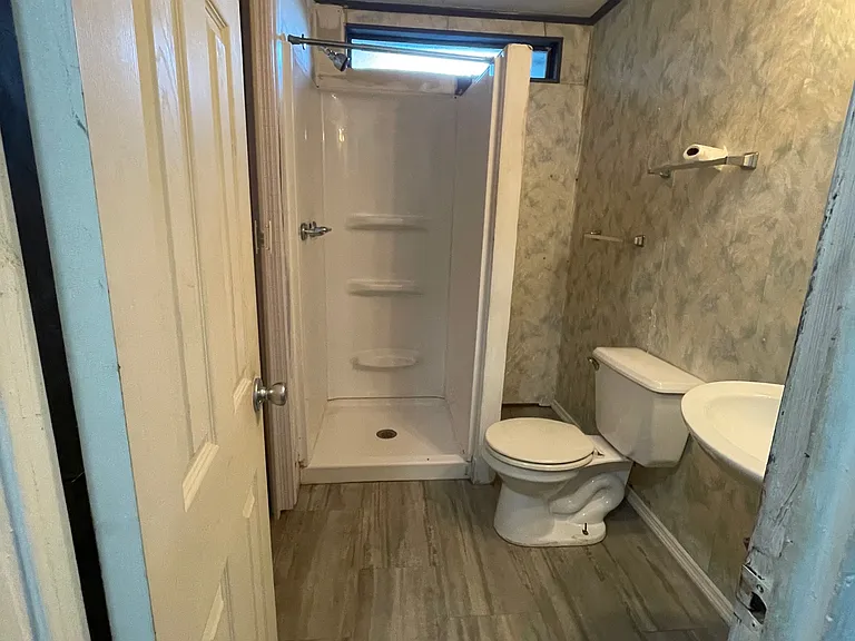 23011 Watergate Cir #R2 — Photo 10