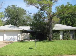 1215 S Ridgefield Cir, College Station, TX 77840