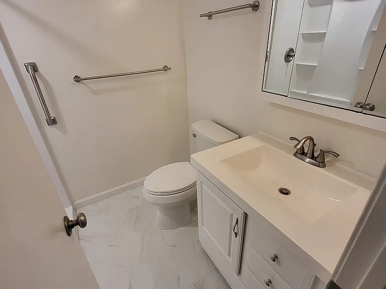 5925 Kingsford Rd — Photo 10