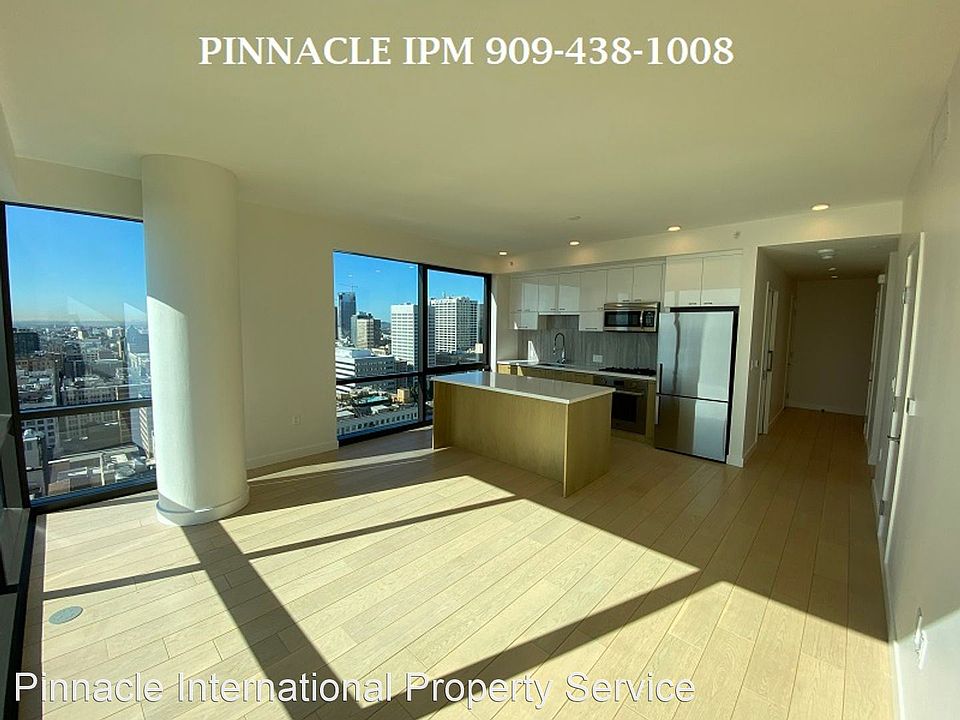 1st image of 400 S Broadway #2712