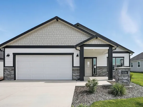 1226 N High Desert Dr, Deer Park, WA 99006