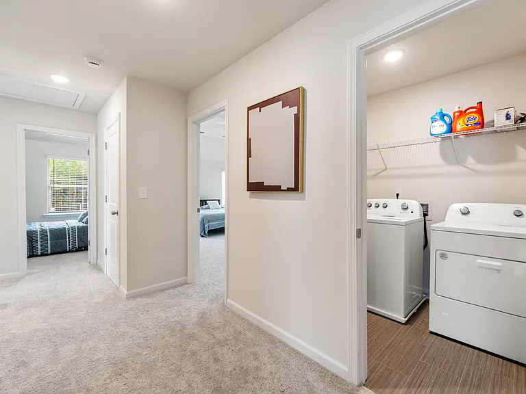 535 Hancock Dr SE — Photo 6