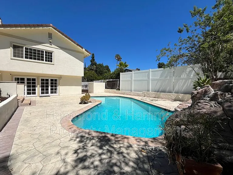 4527 Stark Ave — Photo 37