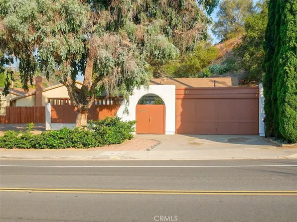 6797 Lipmann St, San Diego, CA 92122